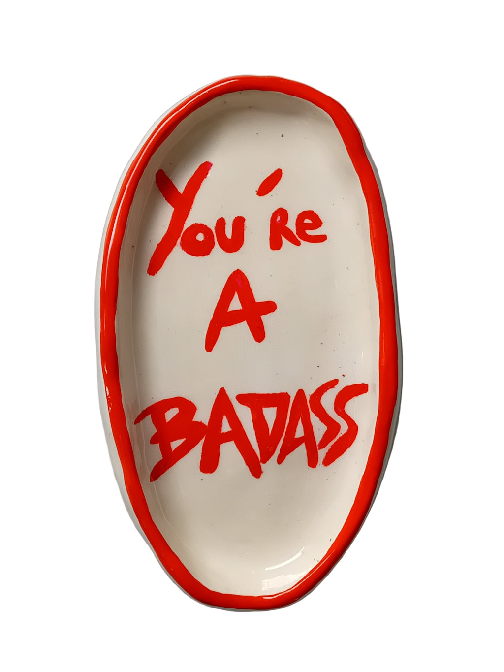 Atelier TM terre et Mot. Coupelle artisanale avec message positif, idéale comme cadeau bien-être, porte-bijoux ou décoration apaisante.